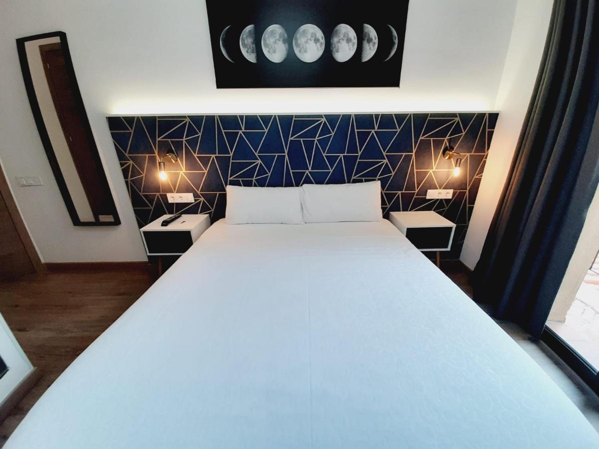 Hostal Laia By Gaiarooms Barcelona Zewnętrze zdjęcie