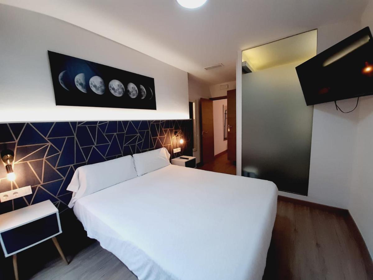 Hostal Laia By Gaiarooms Barcelona Zewnętrze zdjęcie