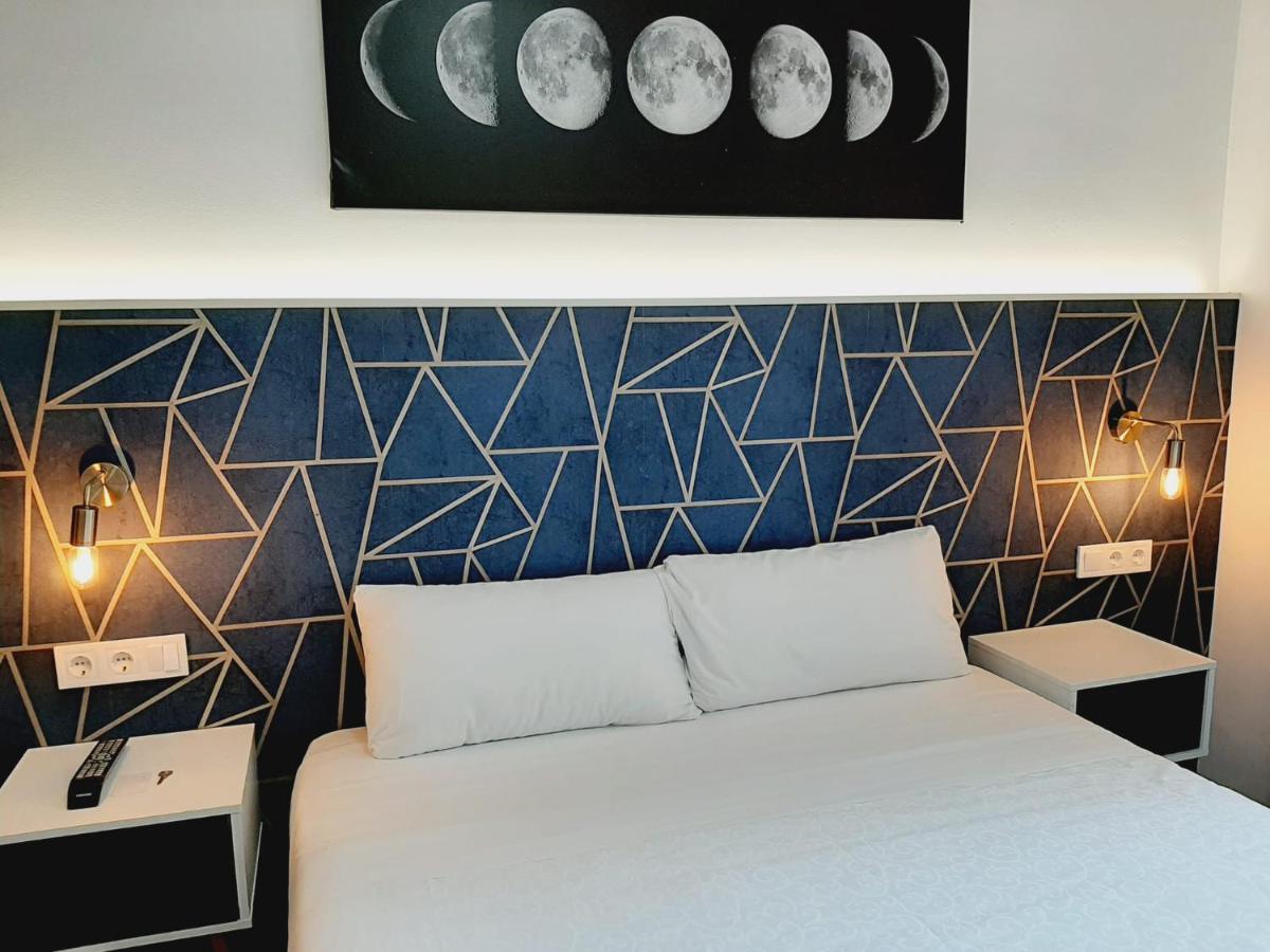 Hostal Laia By Gaiarooms Barcelona Zewnętrze zdjęcie